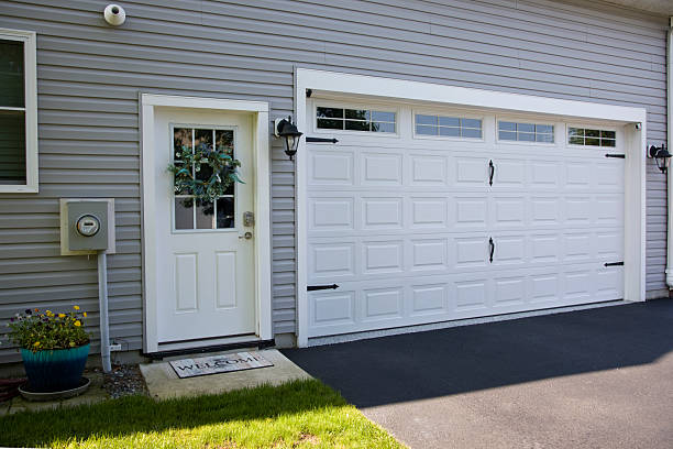 24/7 Emergency Garage Door Panel Replacement experts in Powhatan County County, VA
